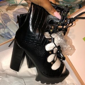 Platform thigh highs boots